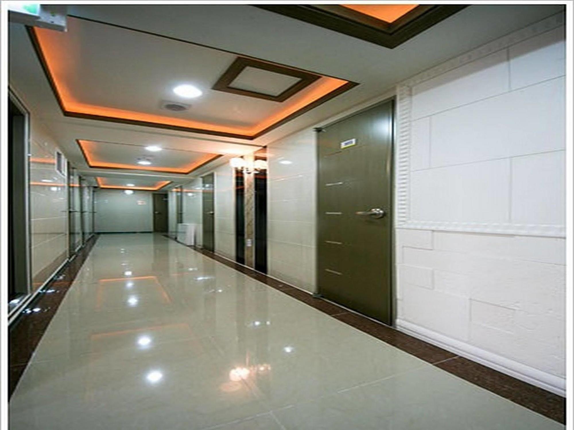 Maru Guesthouse Seoul Station Ngoại thất bức ảnh